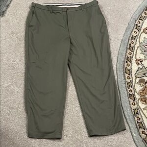 Haggar Men's Olive Green Dress Pants